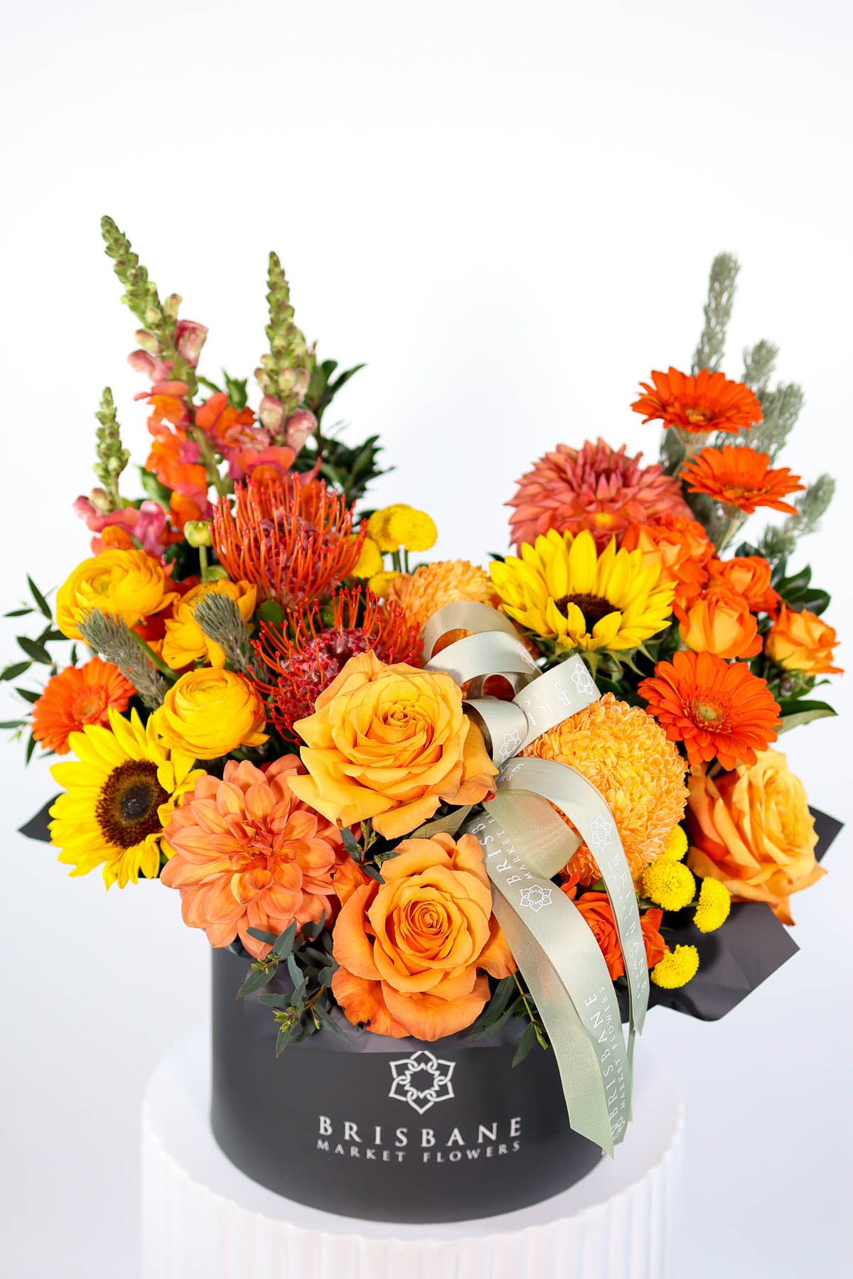 Barcelona Bold Arrangement